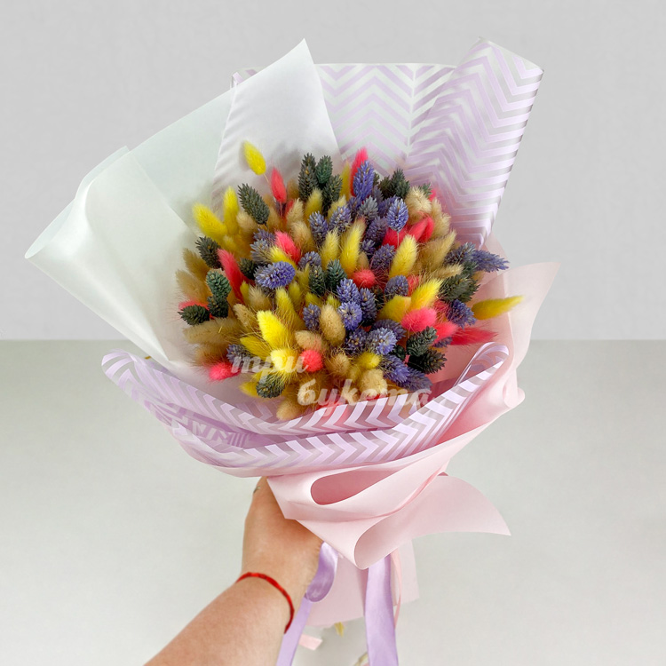 Букет из лагуруса и фалариса